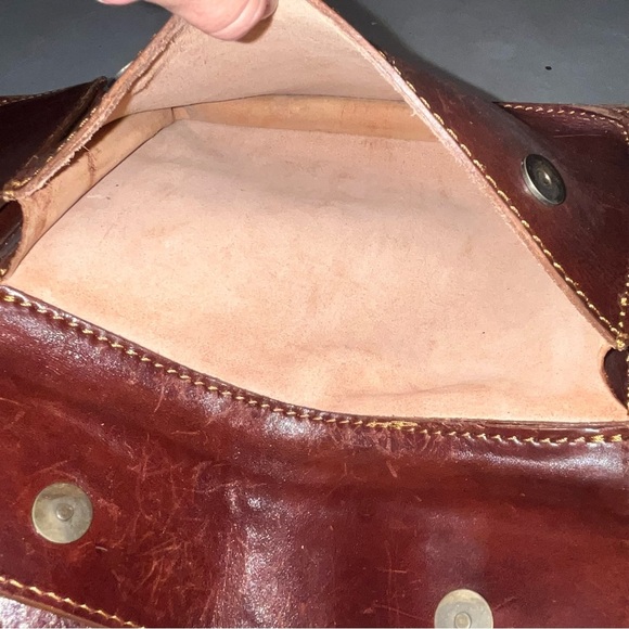 Tuscany Leather Brown Venezia Briefcase Bag - Picture 12 of 16